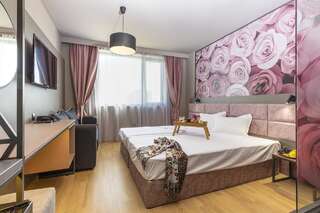 Отель Hotel Urban Пловдив Двухместный номер с 1 кроватью или 2 отдельными кроватями-1